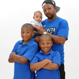 Derrick TheBarber Davis