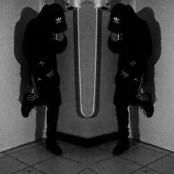 •×Fragile×•