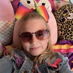 Tiny Jojo Siwa