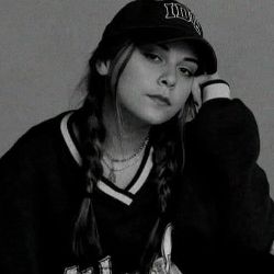 ✞✞Gifted Childd✞✞